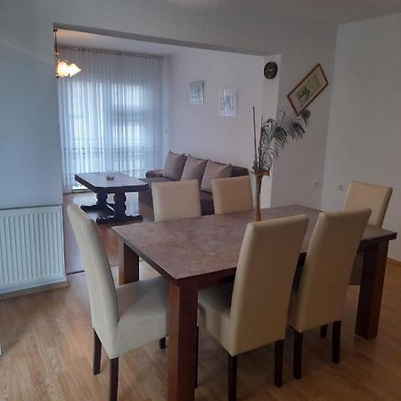 Апартаменти Apartman Sana Lux Sanski Most Екстер'єр фото