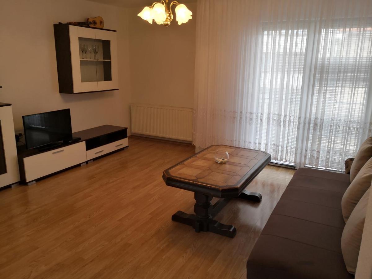 Апартаменти Apartman Sana Lux Sanski Most Екстер'єр фото